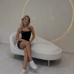 Adéla Dvořáková - Pilates na podložce / FLOW